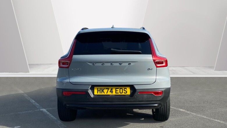 Volvo XC40 2.0 B4P Plus Dark 5dr Auto Petrol Estate